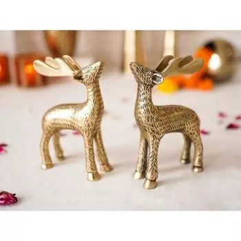 Золотистая алюминиевая рождественская статуэтка оленя 2 шт. | Статуэтка оленя для столешницы, книжной полки, рабочего стола, шкафов, (Украшения не входят в комплект)