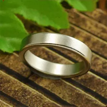 Золото Серебро Покрытие Магнитное Магическое Кольцо Магические Трюки Волшебник PK Кольцо Кольцо Мага Улица Сцена 18mm-Mini silver