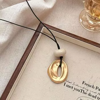 Золотое массивное ожерелье для женщин, длинные ожерелья с круглым кулоном, не тускнеющая бижутерия, металлический стиль, эффектное модное украшение, подарок