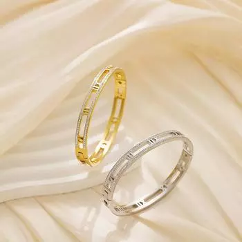 Золотой браслет женский, инкрустация бриллиантами, камнями, титановой сталью 5.8cm