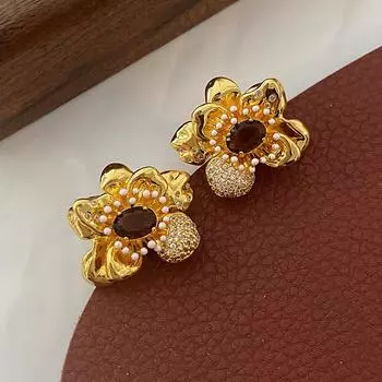 Золотой цветок ниша дизайн Циндао серьги французские ретро легкие роскошные атмосфера элитный гвоздик золотой