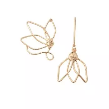 Золотые серьги с цветком