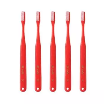 Зубная щетка Oral Care Tuft 24 SESS Super с колпачком красного цвета [25 штук] (Очень мягкий) красный