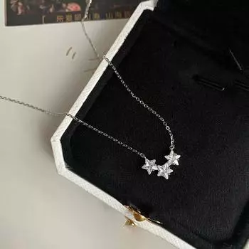 Звездное ожерелье для женщин с нишевым дизайном и модной подвеской из моссанита на ключицу в японском и корейском стиле