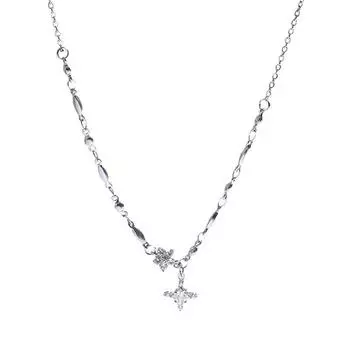 Звездное ожерелье для женщин с высококачественным легким роскошным нишевым дизайном Ins Cold Style Incest с бриллиантовой пятиконечной звездой на ключице