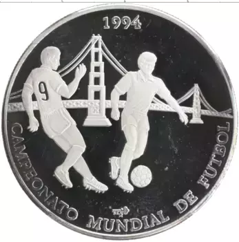 Монета 10 песо Кубы 1994 года Серебро Чемпионат Мира по футболу в США