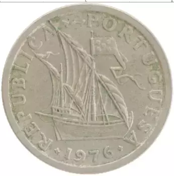 Монета 2 1/2 эскудо Португалии 1976 года Медно-никель