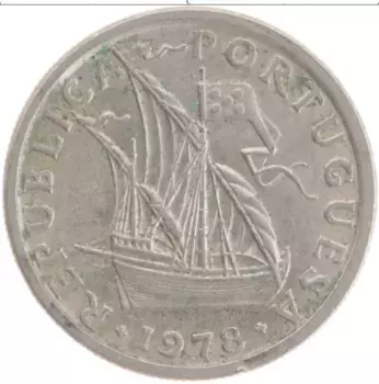 Монета 2 1/2 эскудо Португалии 1978 года Медно-никель
