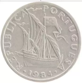 Монета 2 1/2 эскудо Португалии 1984 года Медно-никель