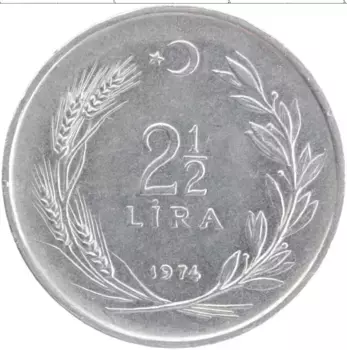 Монета 2 1/2 лиры Турции 1974 года Медно-никель Кемаль Ататюрк