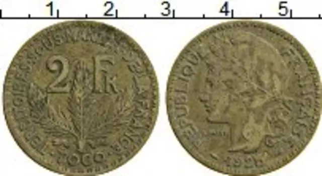 Монета 2 франка Того 1925 года Бронза