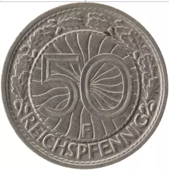 Монета 50 пфеннигов Веймарской республики 1928 года Медно-никель F