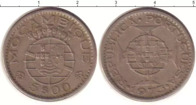 Монета 5 эскудо Мозамбика 1973 года Медно-никель Колония Португалии