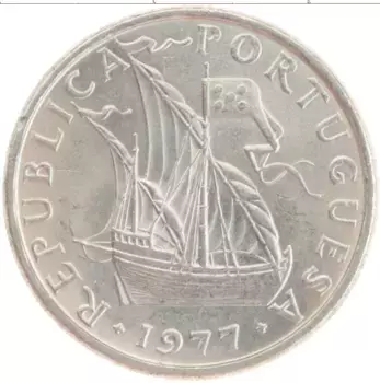 Монета 5 эскудо Португалии 1977 года Медно-никель