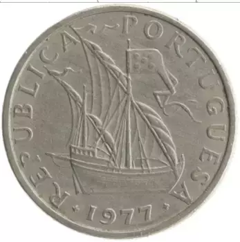 Монета 5 эскудо Португалии 1977 года Медно-никель