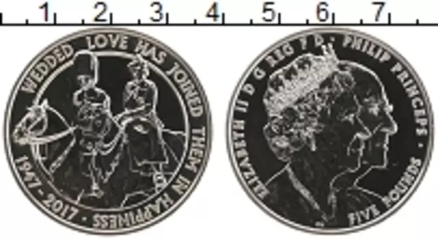 Монета 5 фунтов Англии 2017 года Медно-никель 70 лет свадьбы Королевы Елизаветы II и принца Филиппа