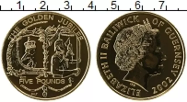 Монета 5 фунтов Гернси 2002 года Медно-никель 50 лет правления королевы Елизаветы II