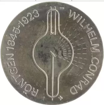 Монета 5 марок ГДР 1970 года Медно-никель 125 лет со дня рождения Конрада Рентгена