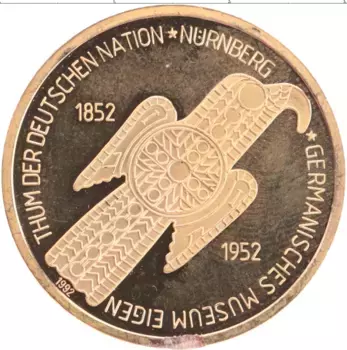 Монета Жетон ФРГ 1952 года Латунь 100 лет национального музея в Нюрнберге