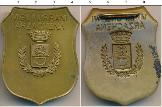 Монета Полицейский знак Италии Латунь Арцакена