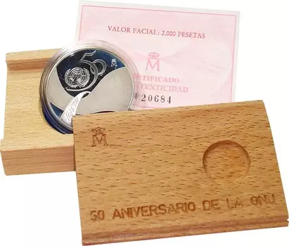 Набор монет 2000 песет Испании 1995 года Серебро 50 лет ООН