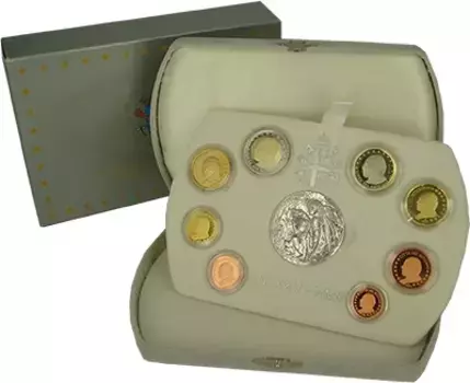 Набор монет Евронабор 2003 года Ватикана 2003 года Набор из восьми монет регулярной чеканки качеством Пруф номиналами 1, 2, 5 евроцента(бронза),10, 20, 50 евроцентов(латунь), 1 евро (биметалл), 2 евро (биметалл)