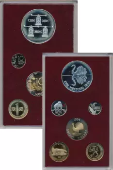 Набор монет Набор 1994 года Финляндии 1994 года Набор из 5 монет от 10 пенни до 10 марок с серебряным жетоном монетного двора весом 31,1 грамм, 925 пробы