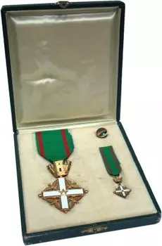 Набор монет Знак ордена Италии `Знак ордена ``За заслуги перед Итальянской республикой`` (Ordine al Merito della Repubblica Italiana)