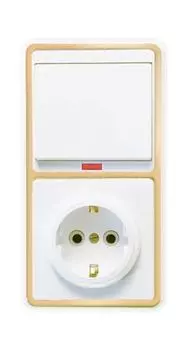 Блок БКВР-056 Бэлла (1-кл. выкл. с подсветкой + розетка с заземл.) зол. Кунцево 5822