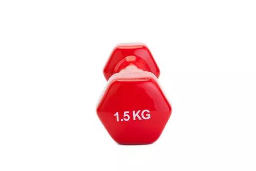 Гантель обрезиненная 1,5 кг, красная (rubber covered barbell 1.5 kg red)