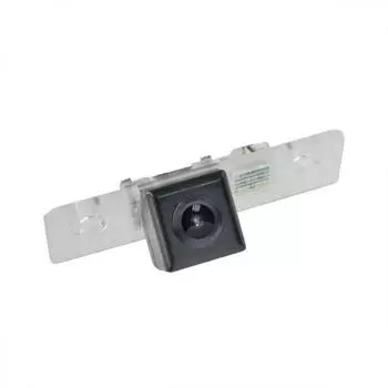 Камера заднего вида SWAT VDC-010 Skoda Octavia 04+