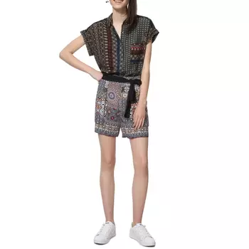 Бермуды струящиеся с графическим рисунком Shasa