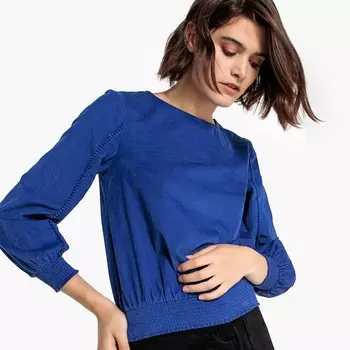 Блузка из вельвета с тесьмой на рукавах