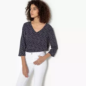 Блузка однотонная с круглым вырезом и рукавами 3/4