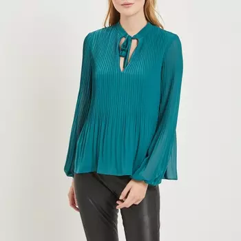 Блузка плиссированная с галстуком-бантом и широкими рукавами