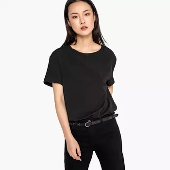 Блузка с круглым вырезом и короткими рукавами