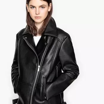 Блузон с надписью из искусственной кожи