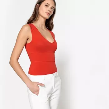 Боди без рукавов с V-образным вырезом