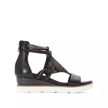 Босоножки кожаные Tapasita