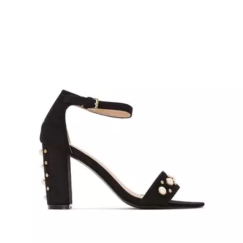 Босоножки на высоком каблуке с отделкой бисером