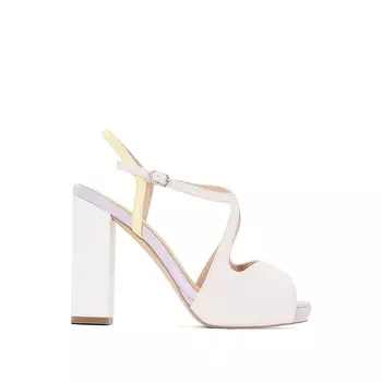 Босоножки в стиле ретро