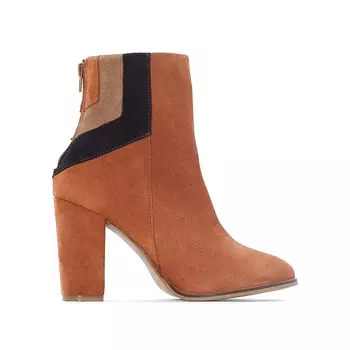 Ботильоны кожаные с графичными отрезными деталями