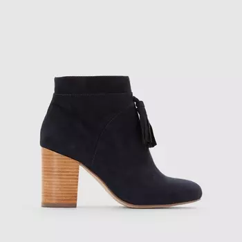 Ботильоны на каблуке с кисточками