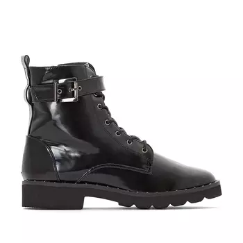 Ботинки лакированные с заклепками