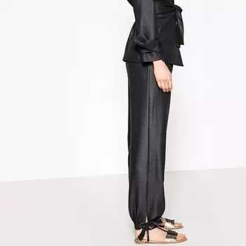 Брюки с завязками по краю брючин