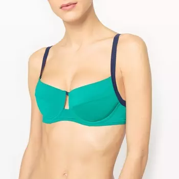 Бюстгальтер-минимайзер от купальника