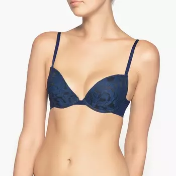 Бюстгальтер, придающий объем, из кружева