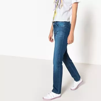 Джинсы прямые с эффектом пуш-ап