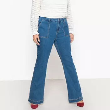 Джинсы расклешенные с накладными карманами