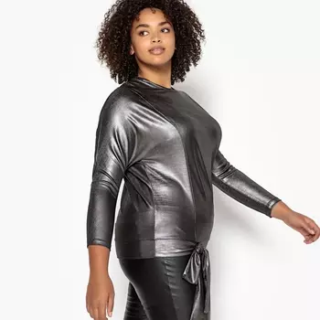 Футболка с круглым вырезом и длинными рукавами